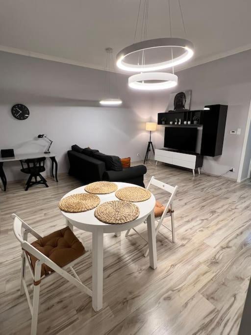 V&O Apartament In The Centre Of Krasków Εξωτερικό φωτογραφία